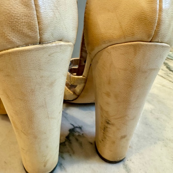 Michael Antonio size 9 gladiator distressed leather sandals - Picture 8 of 9